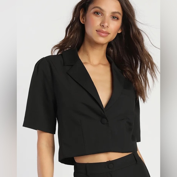 Lulus Tops - LULUS Black Cropped Short Sleeve Blazer